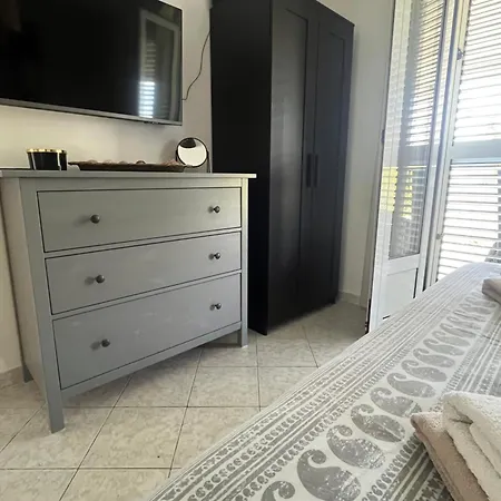 Mozara Bed & Breakfast