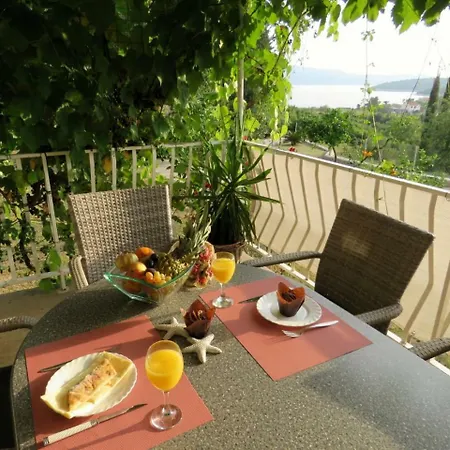 Mozara Bed & Breakfast Slano