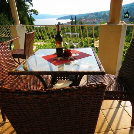 Mozara Bed & Breakfast