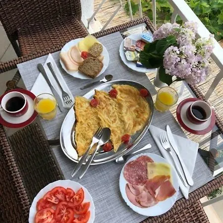 Bed & Breakfast Mozara 3*
